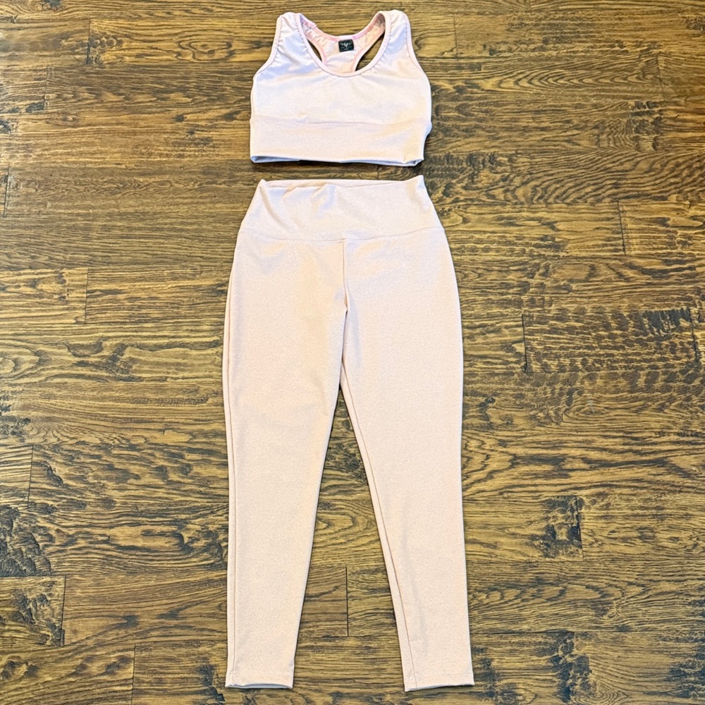 Kids Dance Set — Light Pink Active Top & Leggings